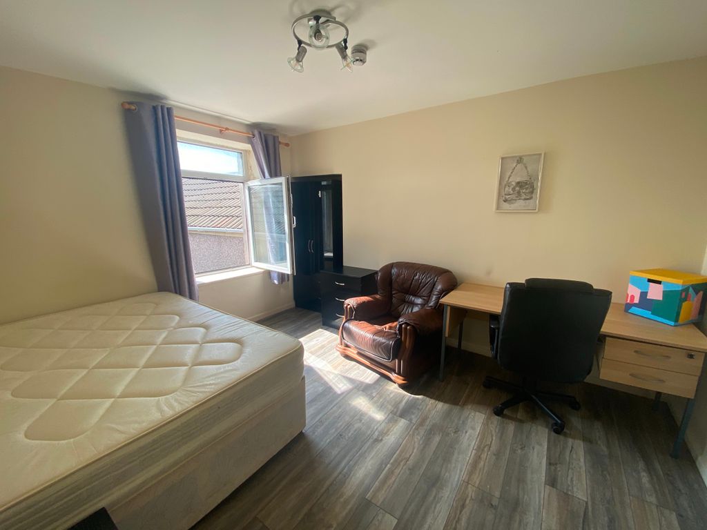 Additional image 6 of 2 bed flat to rentFirst Floor Flat, Mansel Street, Swansea SA1