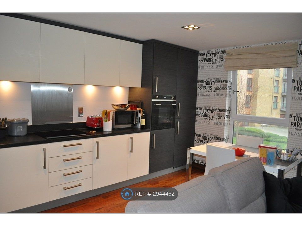 Property photo 1 of 33