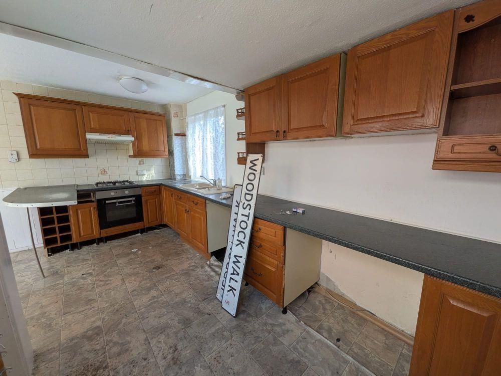 Property photo 3 of 9 3_.Jpg