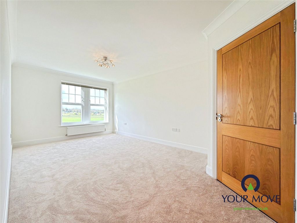 Property photo 3 of 12 Picture No. 01