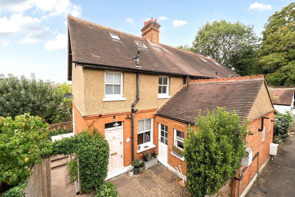 Property photo 1 of 16 Picture No. 32