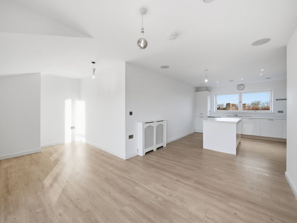 Property photo 3 of 19 Picture 3