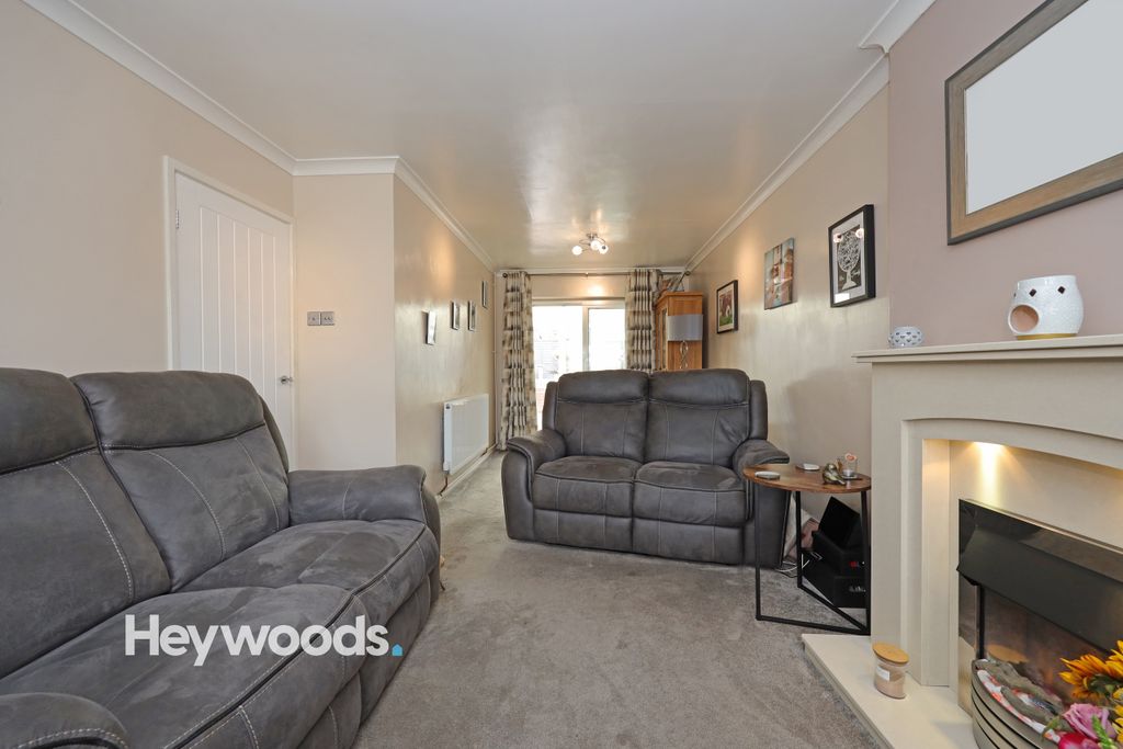 Property photo 3 of 22 0F1A4994