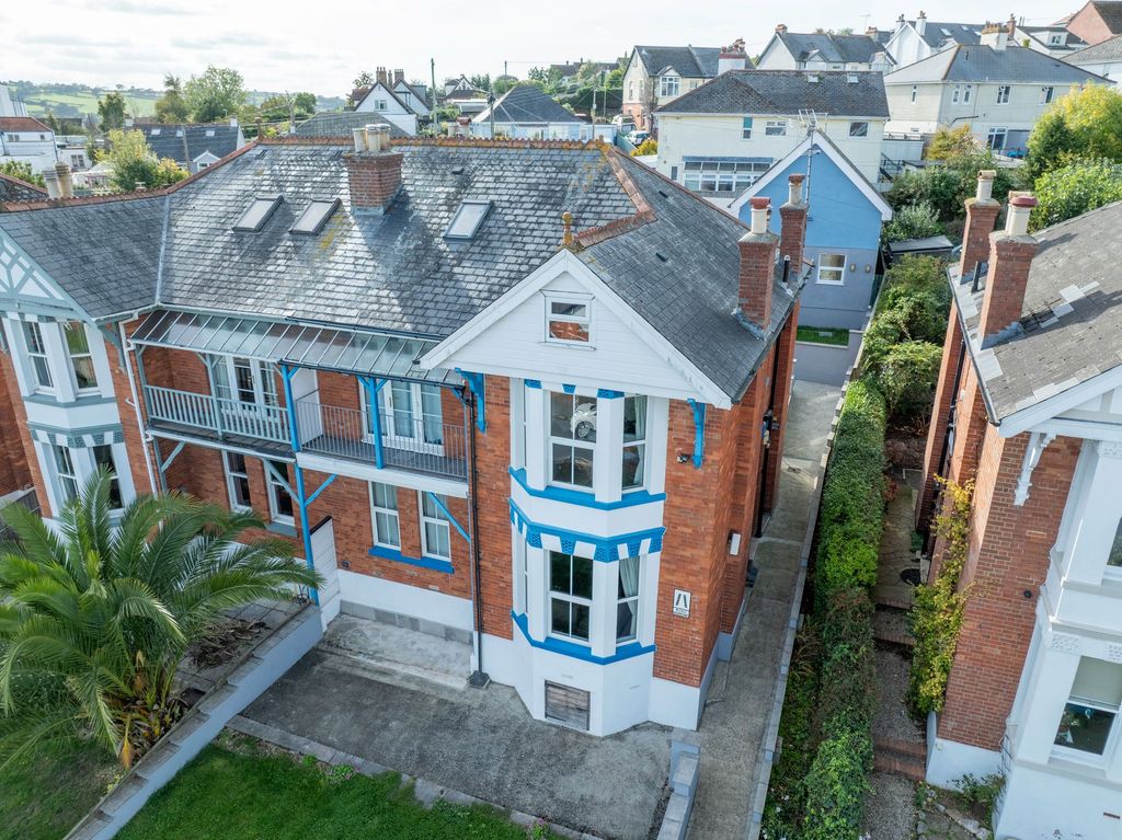 Property photo 2 of 24 Front