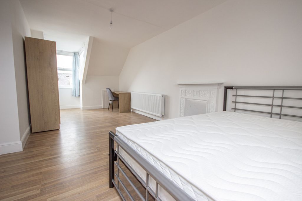 Property photo 1 of 21 1