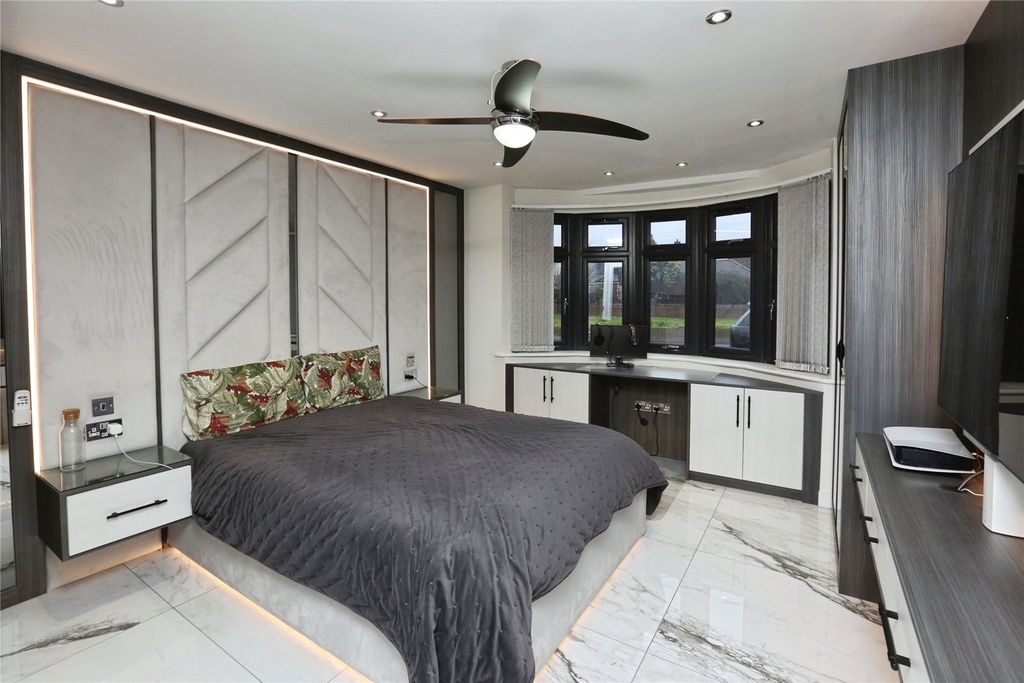 Property photo 3 of 19 Picture No. 43