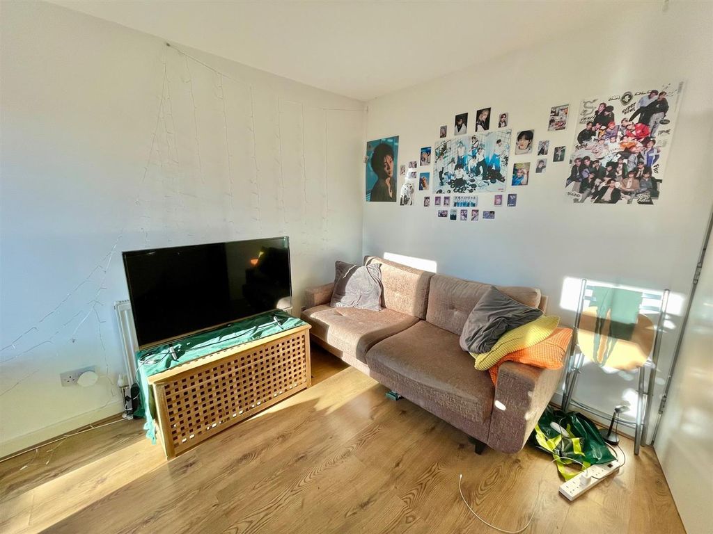 Property photo 2 of 13 31A Chace Ave Diner.Jpg