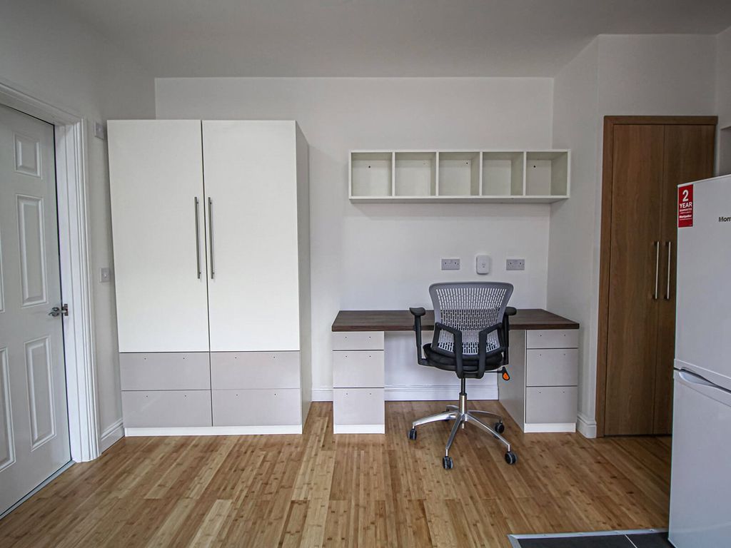 Property photo 3 of 7