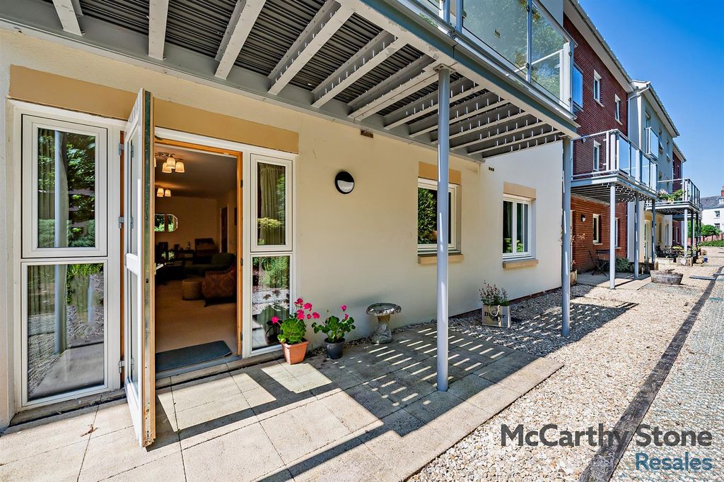 Property photo 2 of 25 Exterior Of No.4