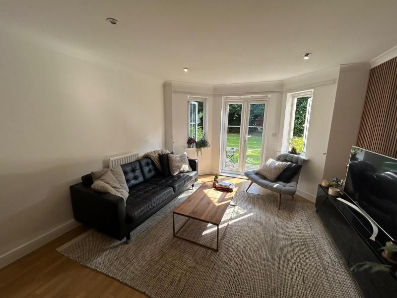 Property photo 3 of 9