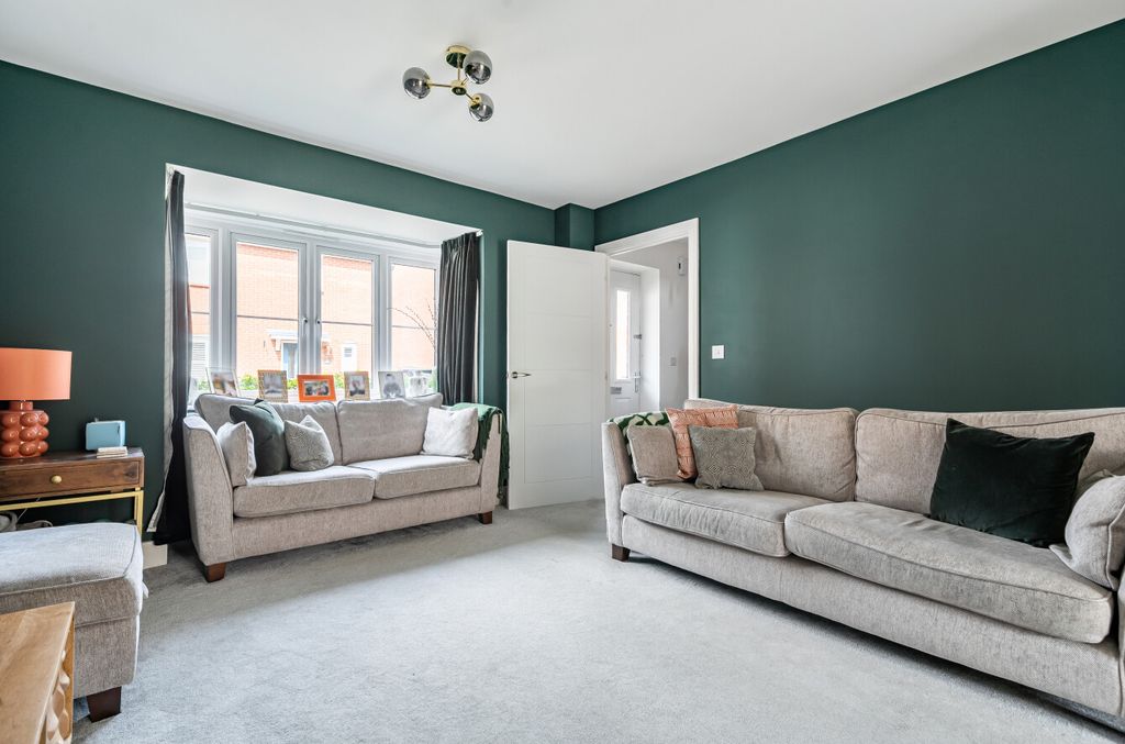 Property photo 3 of 20 1446375869E11c8A85240