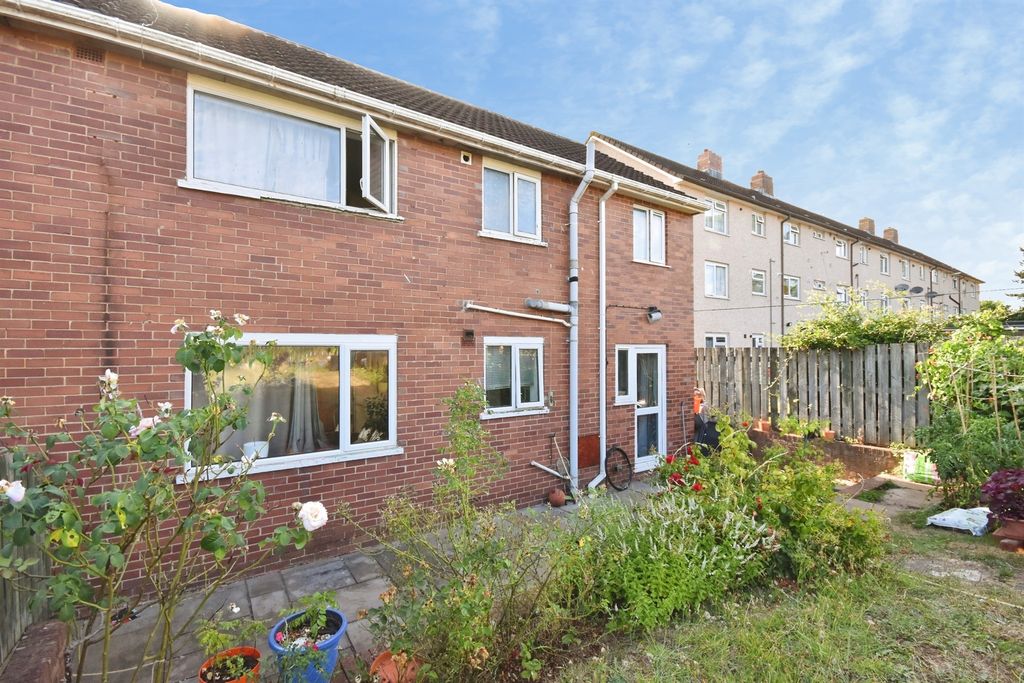 Property photo 1 of 15