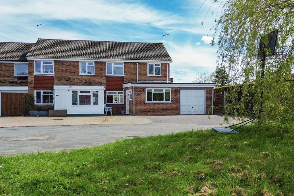 Property photo 1 of 26