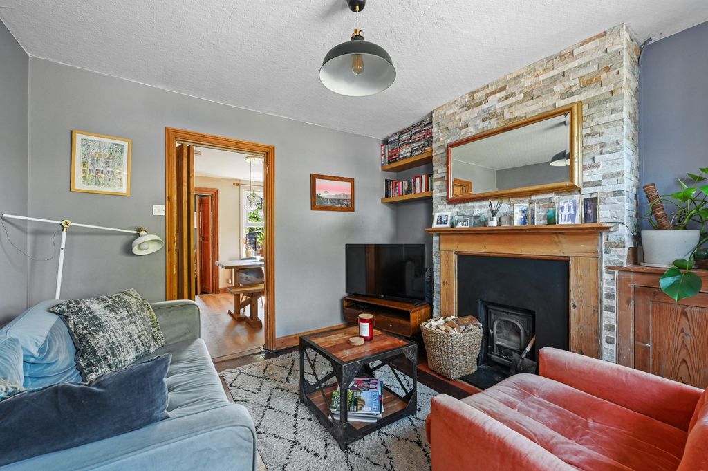 Property photo 3 of 31 5131422
