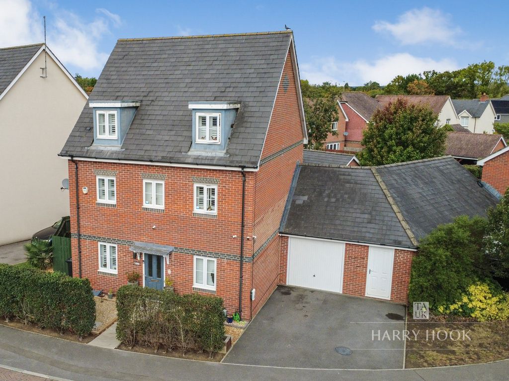 Property photo 1 of 24