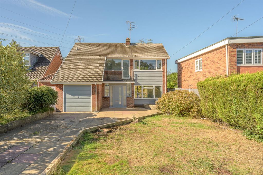 Property photo 1 of 26