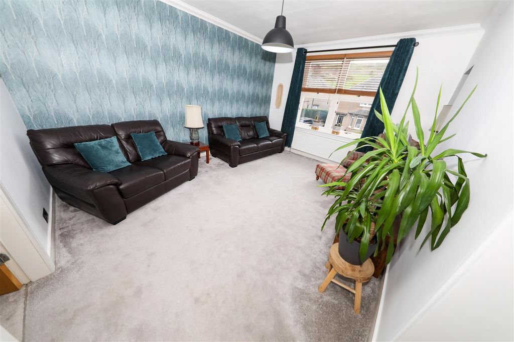 Property photo 2 of 19 B