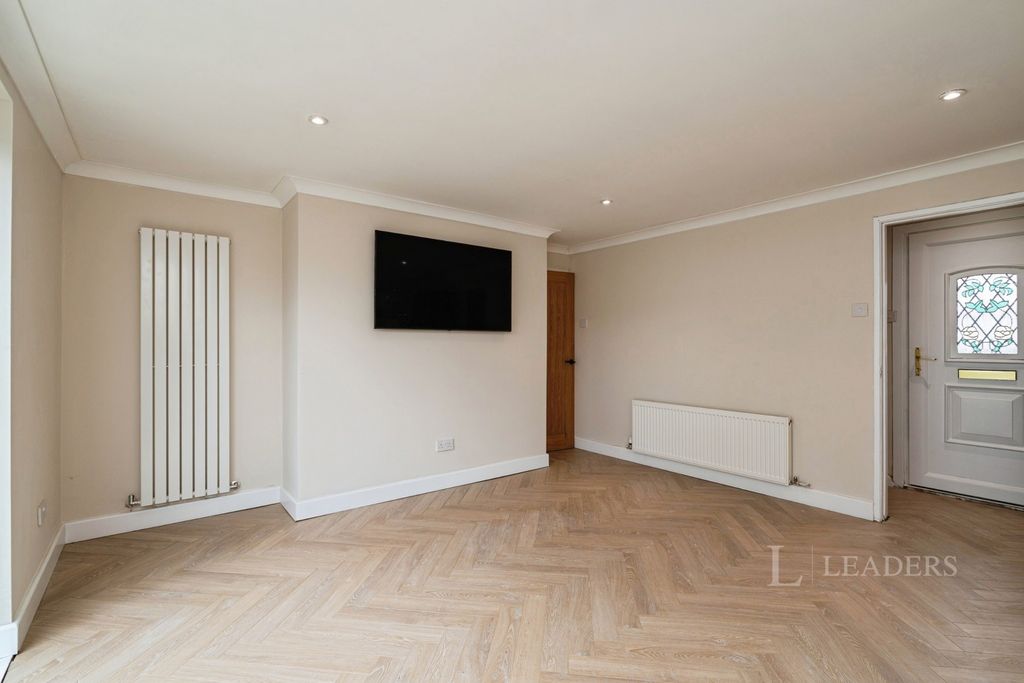 Property photo 2 of 17 Living Room