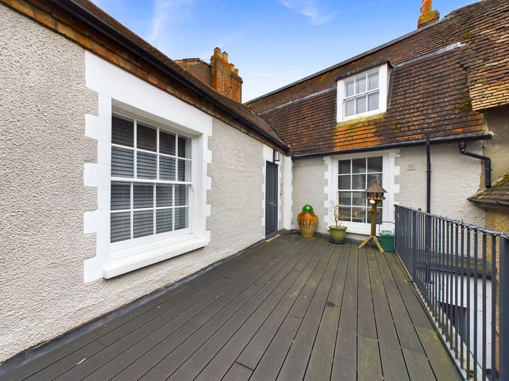 Property photo 1 of 7 30003231-Hr-1