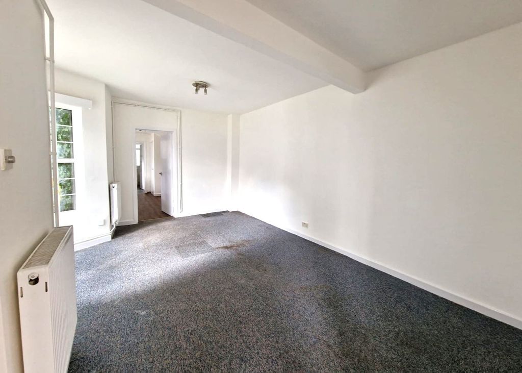 Property photo 3 of 14 Gallery