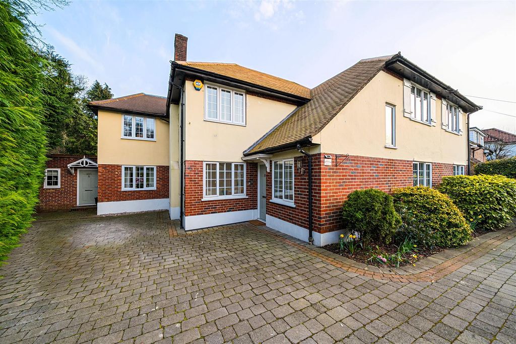 Additional image 50 of 6 bed detached house for saleOutwood Lane, Chipstead, Coulsdon CR5