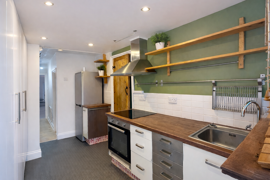 Property photo 3 of 14 2De73848-2EE8-44A4-BA4C-Fb4674B43A45.Png