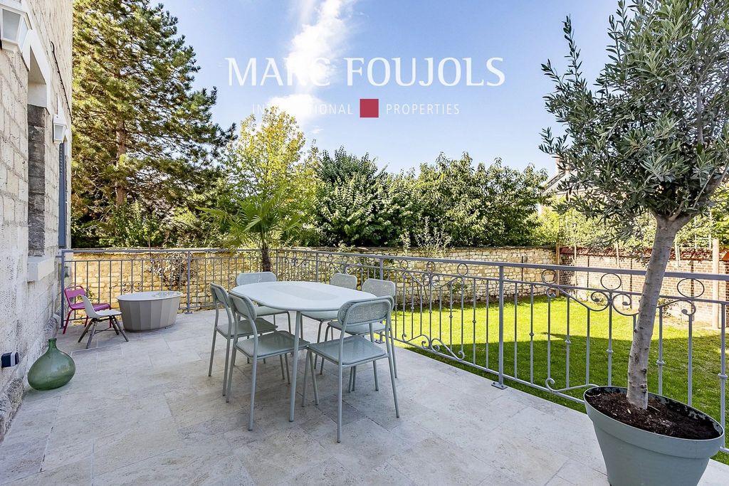 Property photo 1 of 42 Family Property, Fully Renovated In The City Center
