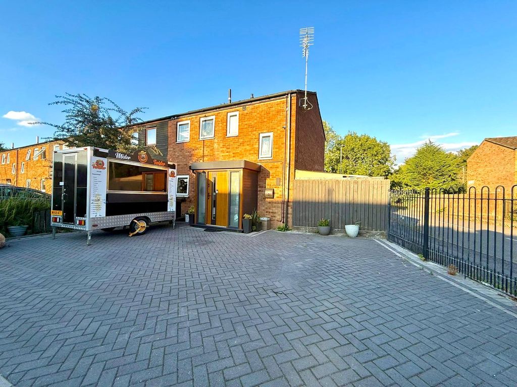 Property photo 1 of 22