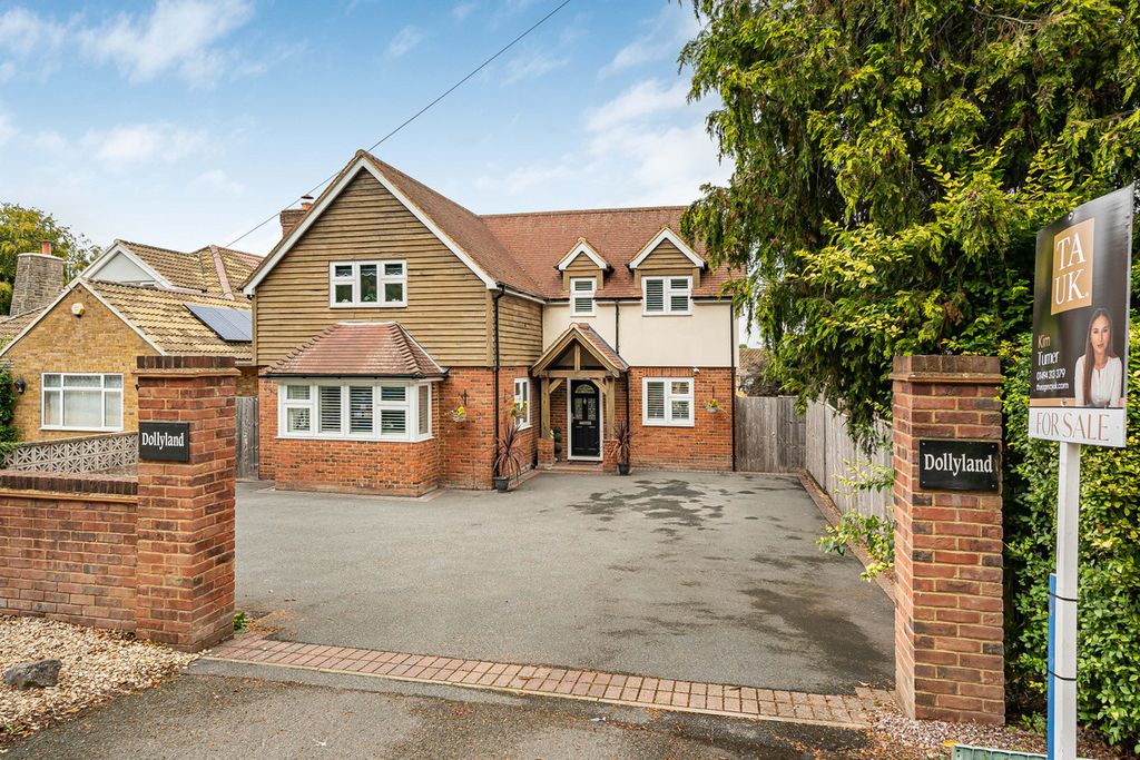 Property photo 1 of 35