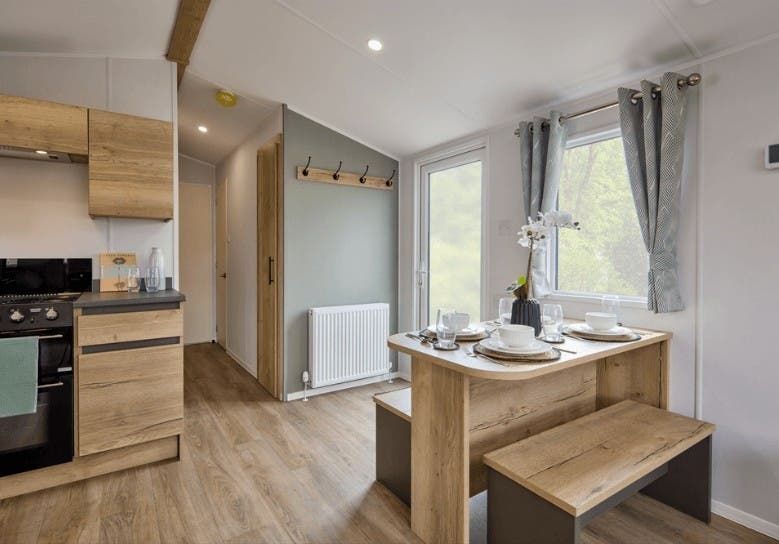 Property photo 1 of 7 - Willerby Midhurst For Sale