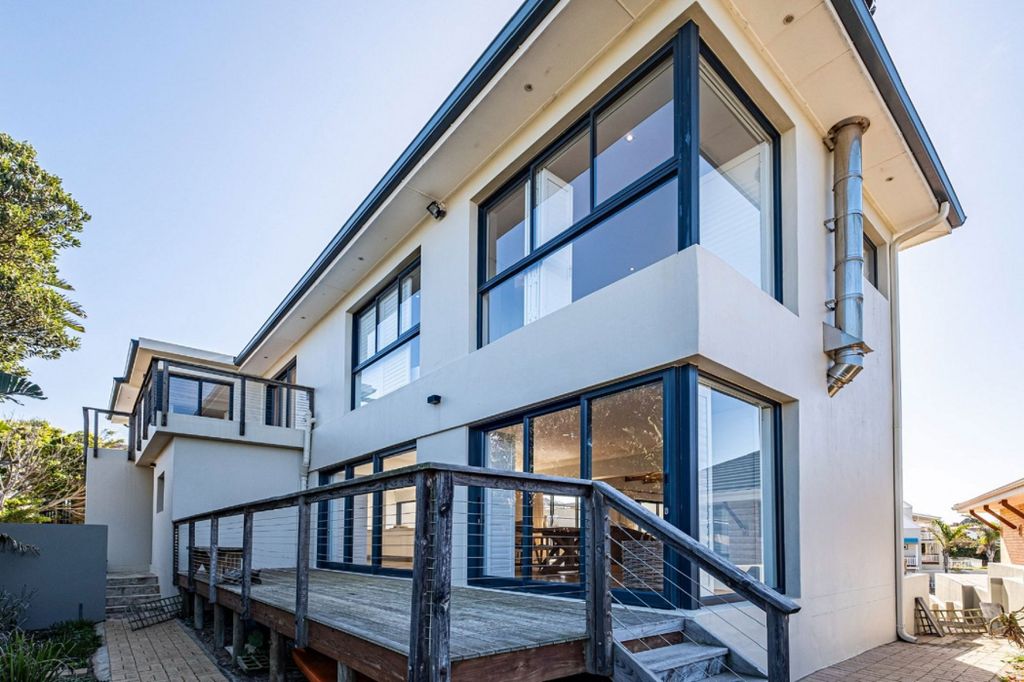 Property photo 3 of 10 1Jf1672586