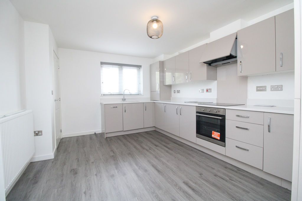 Property photo 2 of 16 Kitchen/Diner