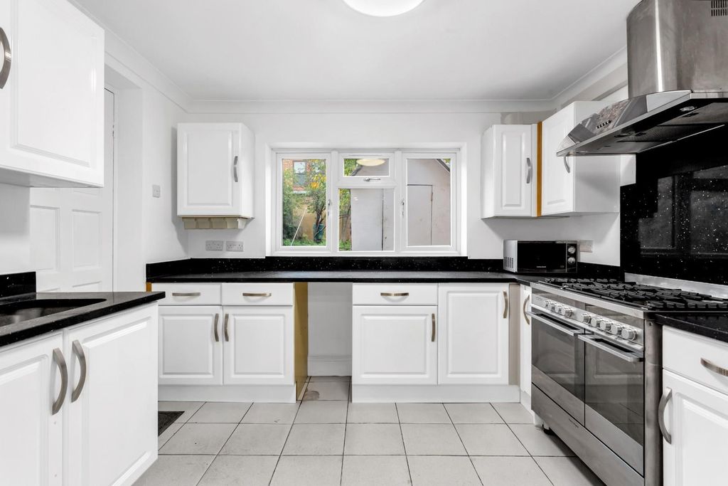 Property photo 3 of 23 Img_9643.Jpg