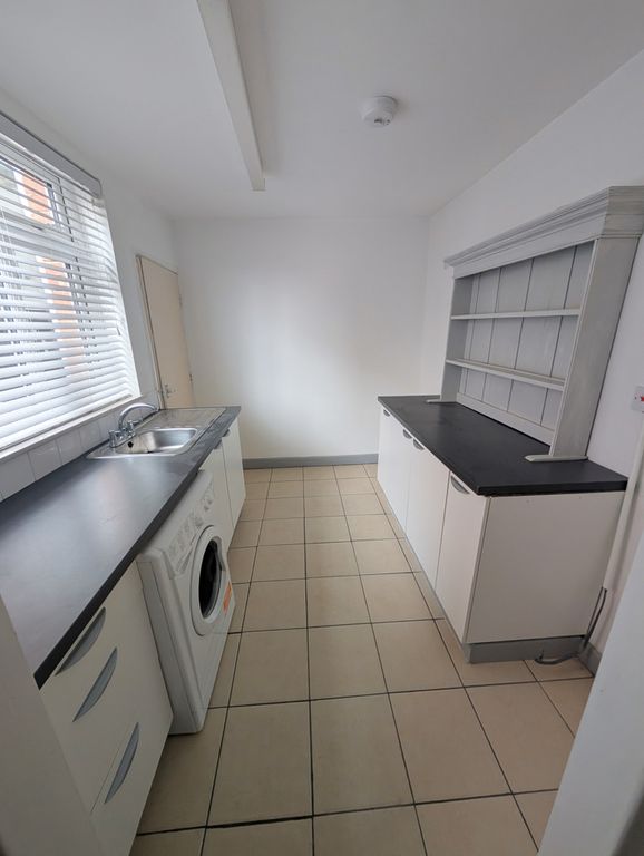 Property photo 3 of 12 Photo 2