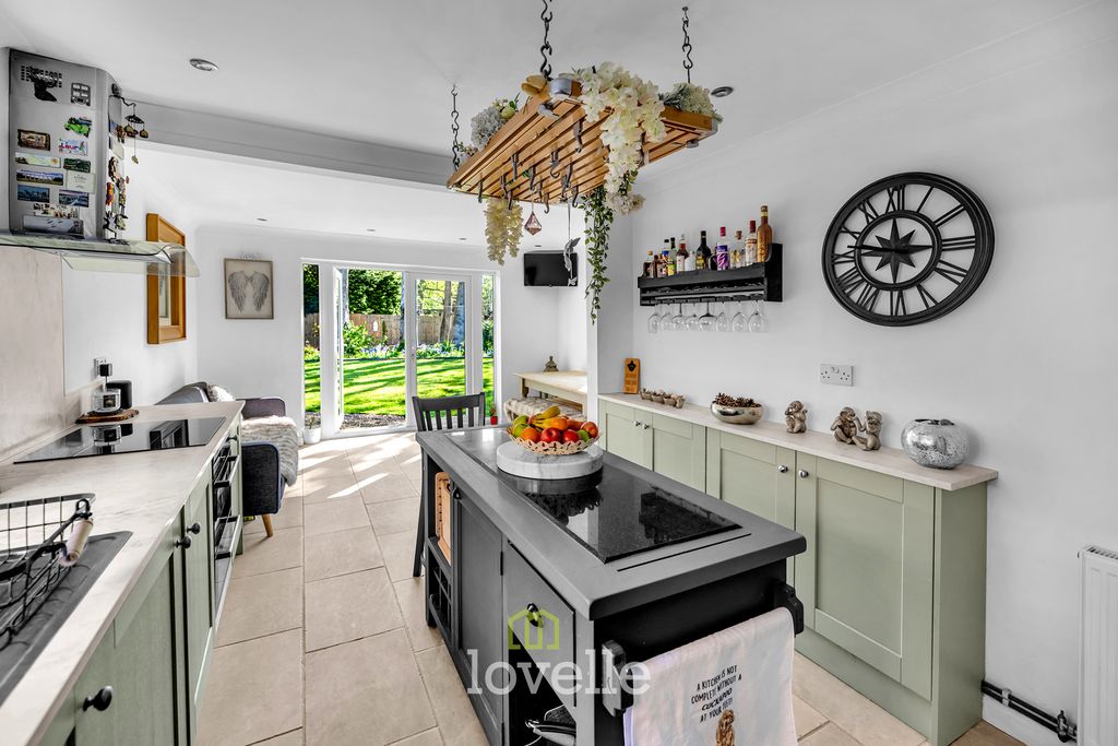 Additional image 4 of 5 bed detached house for saleWoodrow Park, Scartho, Grimsby DN33