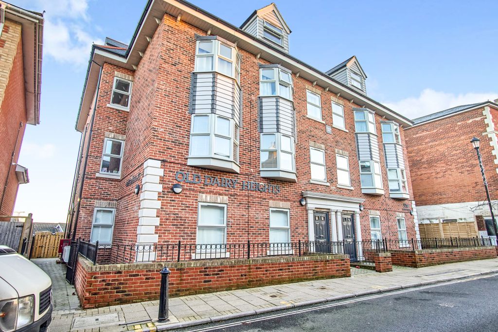 Property photo 1 of 11 1