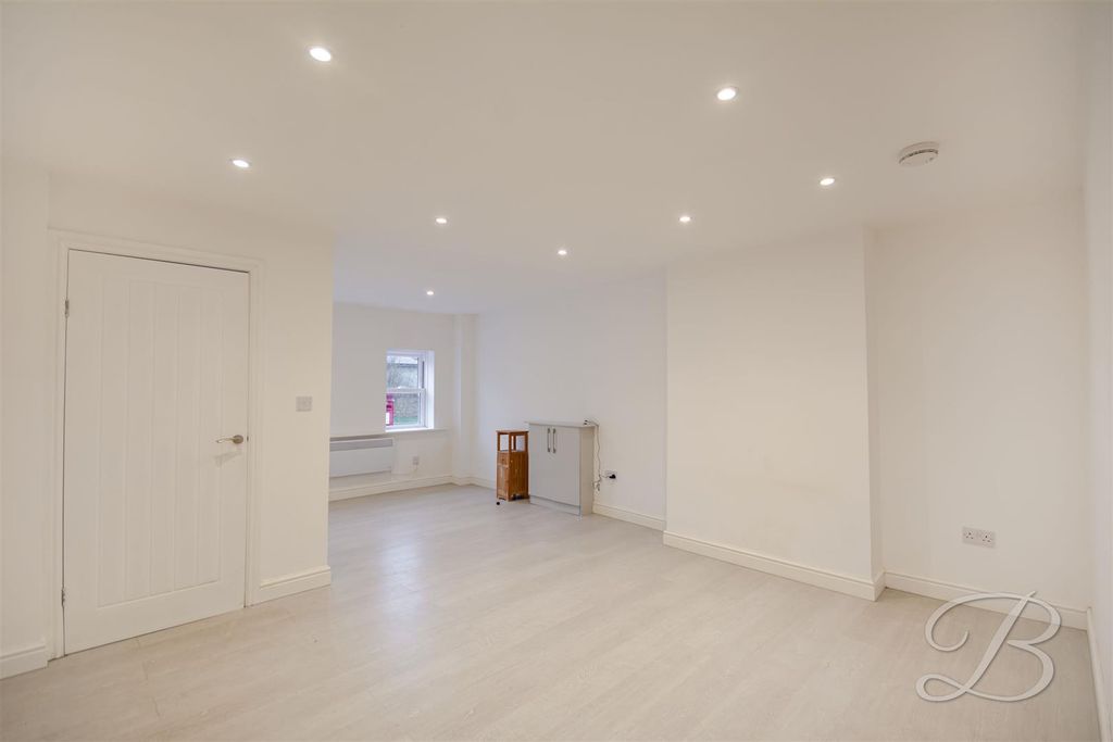 Property photo 3 of 16 Ccltd-9.Jpg