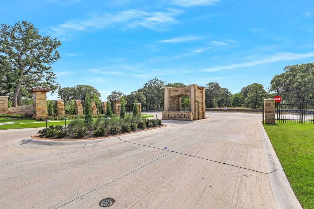 Property photo 2 of 11 <Alttext/>