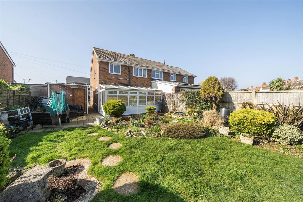 Property photo 2 of 18 1424302-4-69A840Fe5B1F0.Jpg