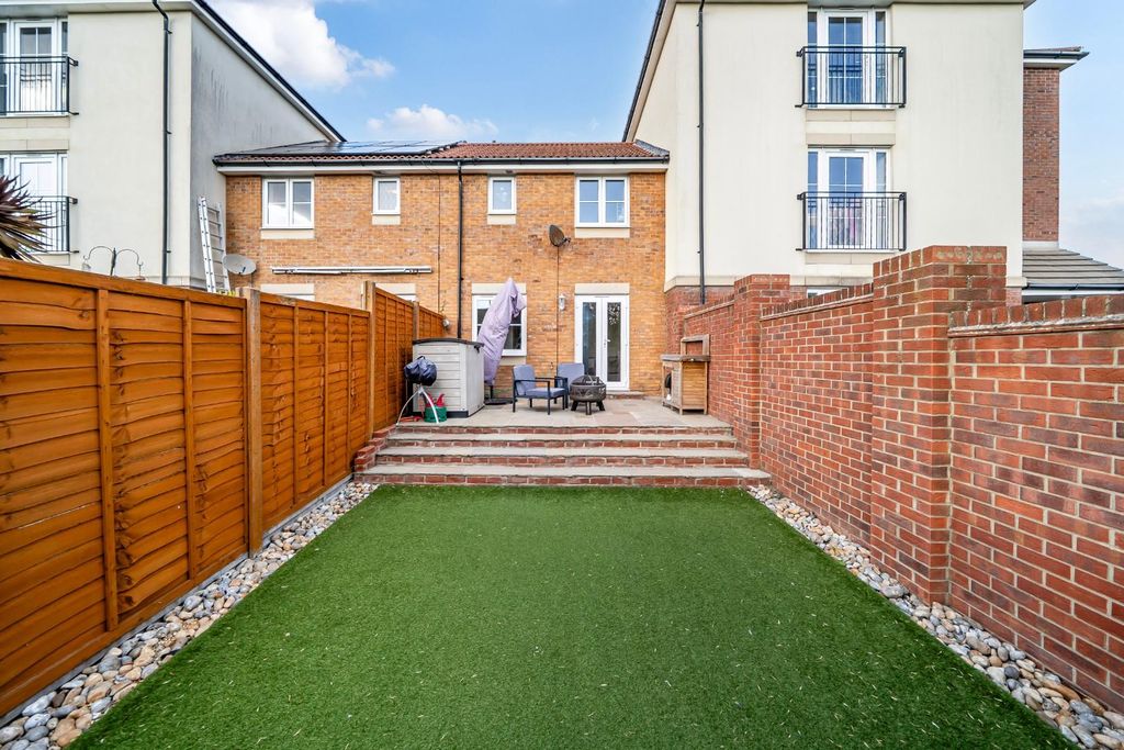 Property photo 2 of 15 1353716-18-68d178ce73A1B.Jpg