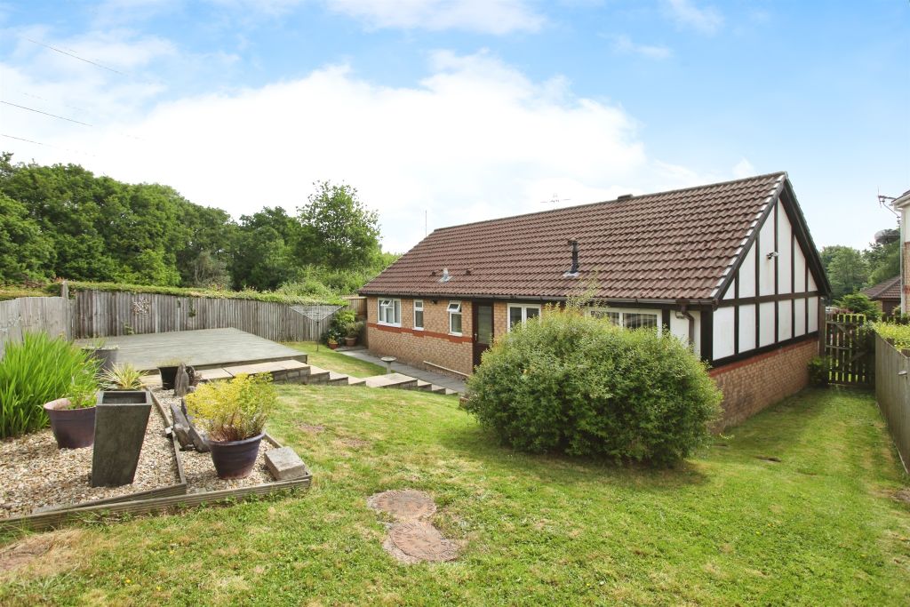 Property photo 2 of 18
