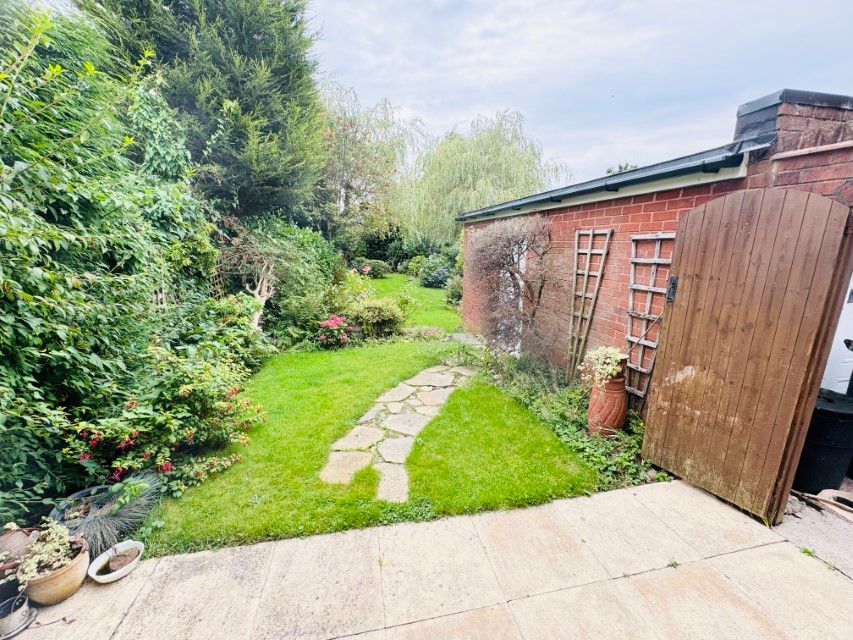 Property photo 2 of 13