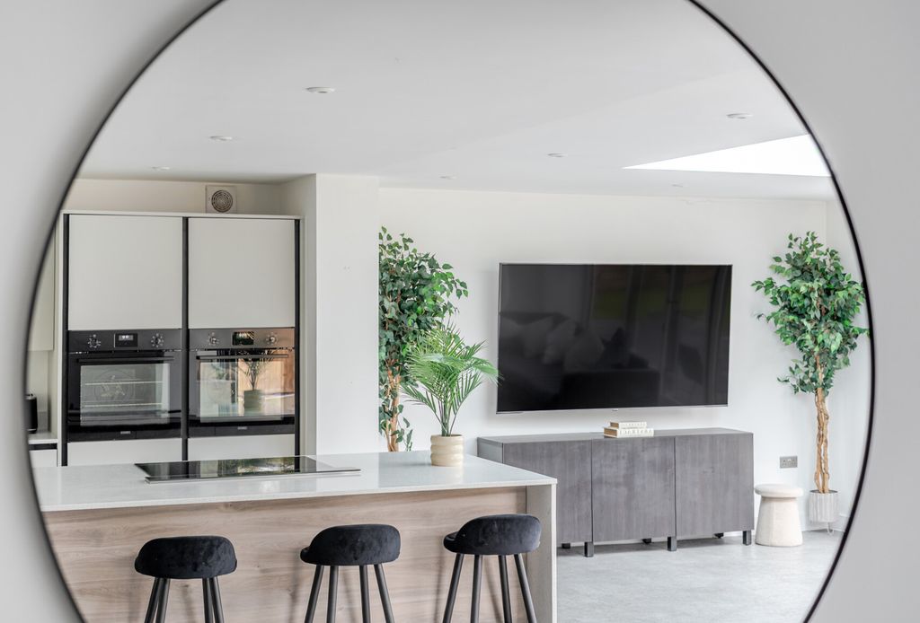 Property photo 2 of 22 1349487-13-68c01E...