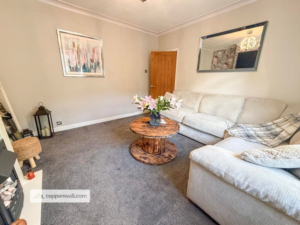 Property photo 3 of 27