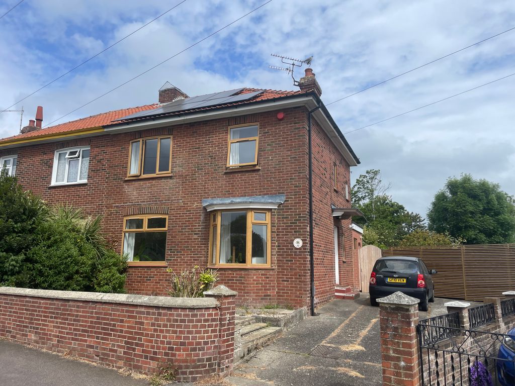 Property photo 1 of 14