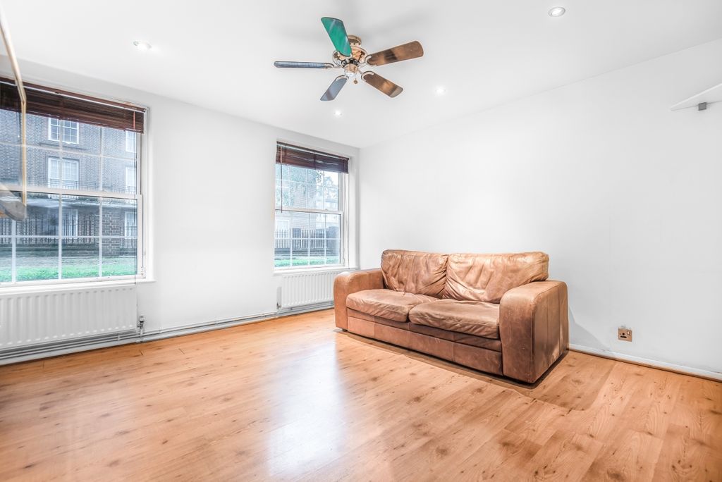 Property photo 3 of 7 653420 (1)
