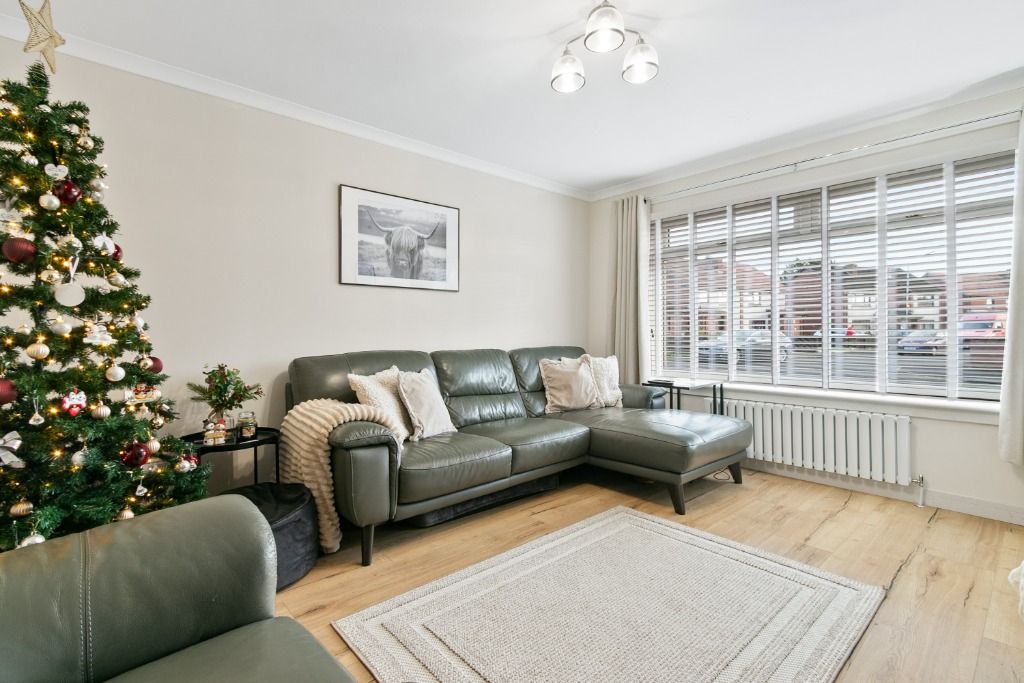 Property photo 2 of 23