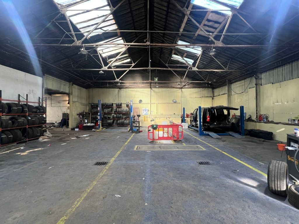 Property photo 3 of 12 Photo 5