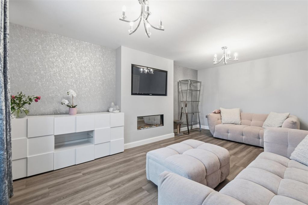 Property photo 3 of 26 Wil_3636.Jpg