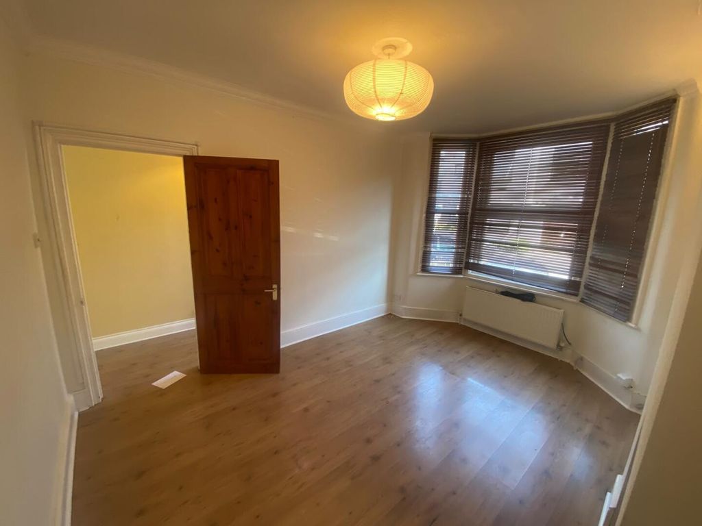 Property photo 3 of 14 Living Room